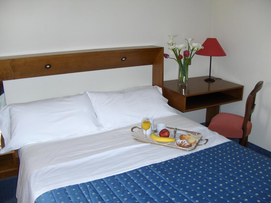 Cravero Rooms Caltignaga Room photo